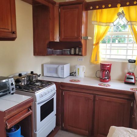 Kensington Oval- 2 Bed 1 Bath Villa Bridgetown Exterior photo
