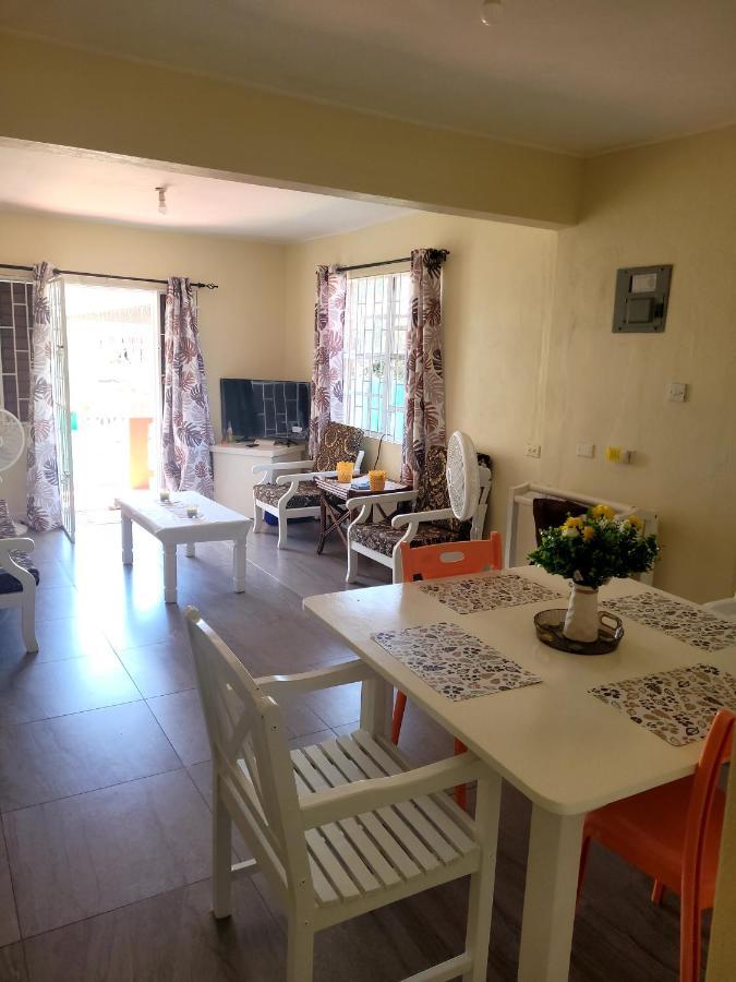 Kensington Oval- 2 Bed 1 Bath Villa Bridgetown Exterior photo